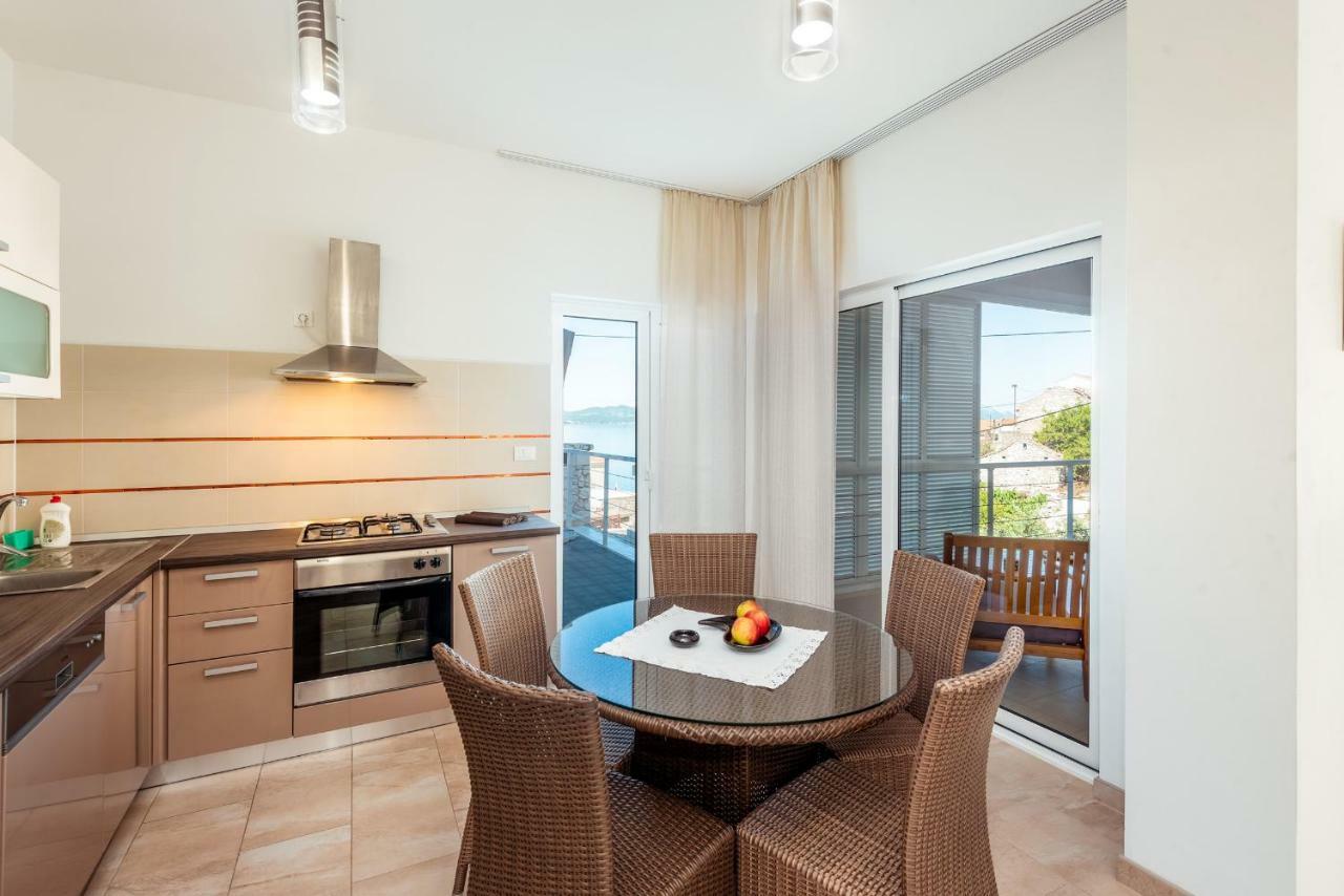 Apartmani Gelo Клек Екстериор снимка