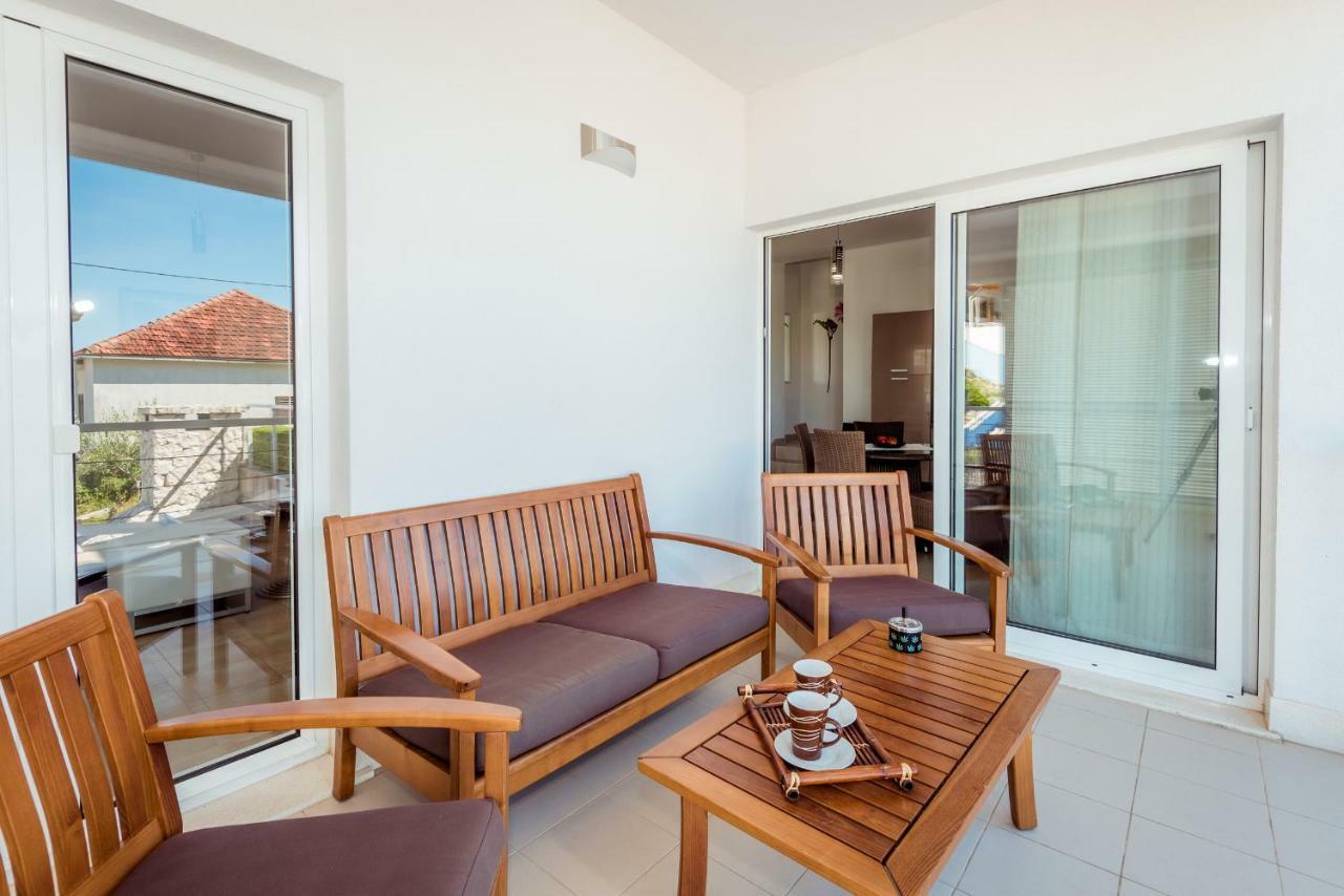 Apartmani Gelo Клек Екстериор снимка