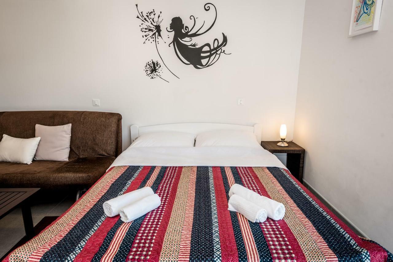 Apartmani Gelo Клек Екстериор снимка