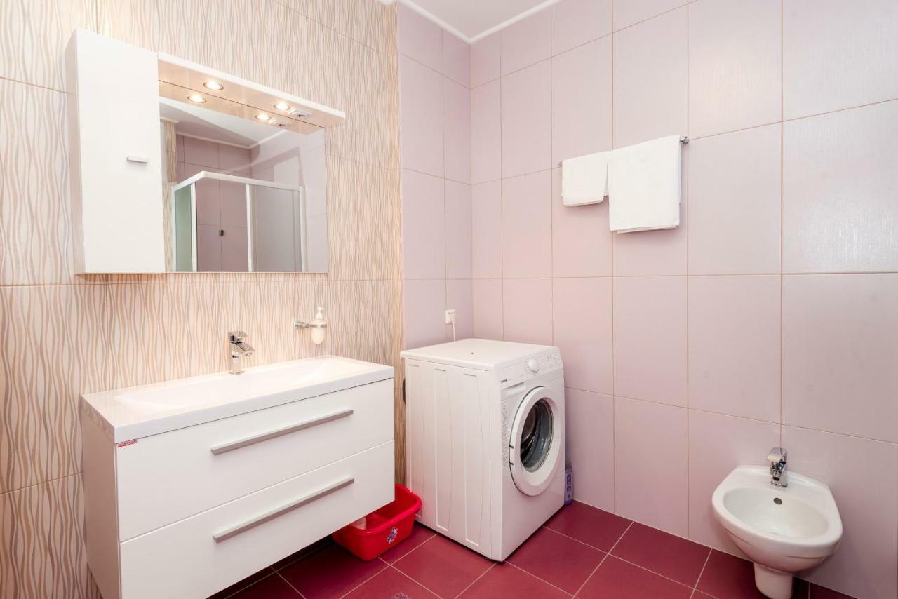 Apartmani Gelo Клек Екстериор снимка