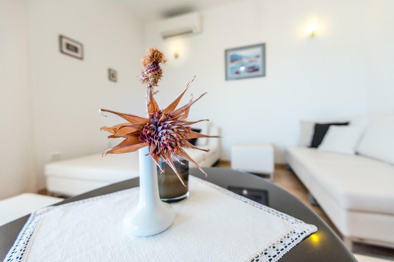 Apartmani Gelo Клек Екстериор снимка